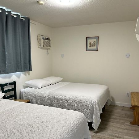Empire Motel Penticton Exterior foto